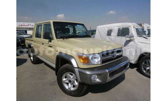 Acheter Import Voiture Toyota Land Cruiser Beige à Import - Dubai, Adrar Acheter Import Voiture Toyota Land Cruiser Beige à Import - Dubai, Adrar