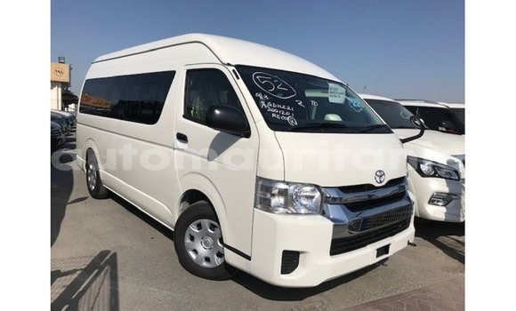Acheter Import Voiture Toyota Hiace Blanc à Import - Dubai, Adrar Acheter Import Voiture Toyota Hiace Blanc à Import - Dubai, Adrar