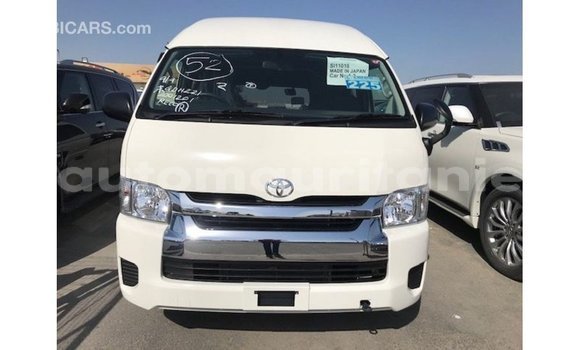 Acheter Import Voiture Toyota Hiace Blanc à Import - Dubai, Adrar Acheter Import Voiture Toyota Hiace Blanc à Import - Dubai, Adrar