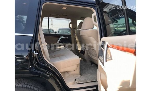 Buy Import Toyota Land Cruiser Black Car in Import - Dubai in Adrar Buy Import Toyota Land Cruiser Black Car in Import - Dubai in Adrar