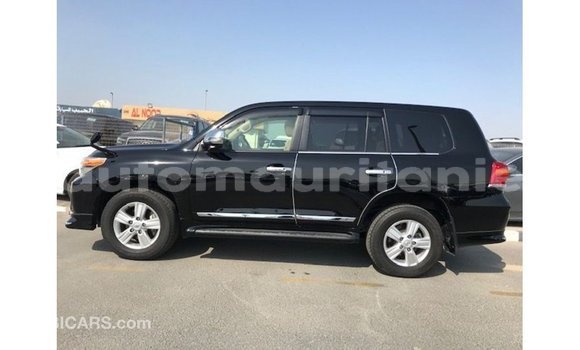 Buy Import Toyota Land Cruiser Black Car in Import - Dubai in Adrar Buy Import Toyota Land Cruiser Black Car in Import - Dubai in Adrar