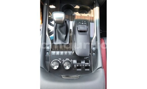 Acheter Import Voiture Lexus LX Noir à Import - Dubai, Adrar Acheter Import Voiture Lexus LX Noir à Import - Dubai, Adrar