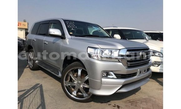 Acheter Import Voiture Toyota Land Cruiser Autre à Import - Dubai, Adrar Acheter Import Voiture Toyota Land Cruiser Autre à Import - Dubai, Adrar