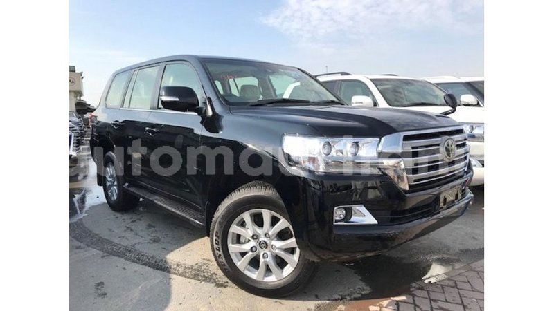 Big with watermark toyota land cruiser adrar import dubai 2617