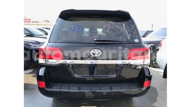 Big with watermark toyota land cruiser adrar import dubai 2617