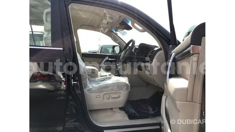 Big with watermark toyota land cruiser adrar import dubai 2617