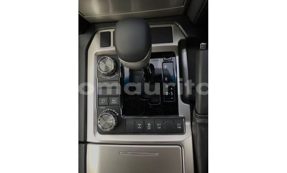 Acheter Import Voiture Toyota Land Cruiser Blanc à Import - Dubai, Adrar Acheter Import Voiture Toyota Land Cruiser Blanc à Import - Dubai, Adrar