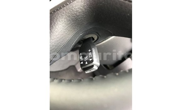 Acheter Import Voiture Toyota Land Cruiser Blanc à Import - Dubai, Adrar Acheter Import Voiture Toyota Land Cruiser Blanc à Import - Dubai, Adrar