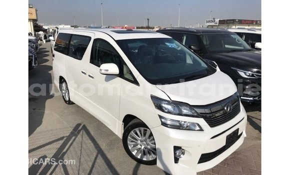 Buy Import Toyota Vellfire White Car in Import - Dubai in Adrar Buy Import Toyota Vellfire White Car in Import - Dubai in Adrar