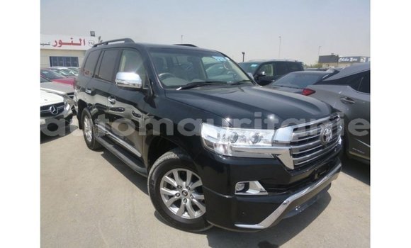 Acheter Import Voiture Toyota Land Cruiser Noir à Import - Dubai, Adrar Acheter Import Voiture Toyota Land Cruiser Noir à Import - Dubai, Adrar