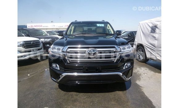 Acheter Import Voiture Toyota Land Cruiser Noir à Import - Dubai, Adrar Acheter Import Voiture Toyota Land Cruiser Noir à Import - Dubai, Adrar