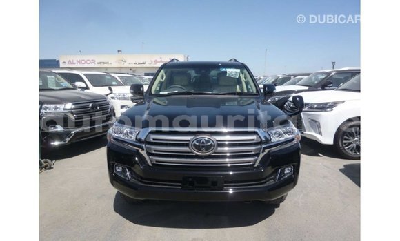 Acheter Import Voiture Toyota Land Cruiser Noir à Import - Dubai, Adrar Acheter Import Voiture Toyota Land Cruiser Noir à Import - Dubai, Adrar