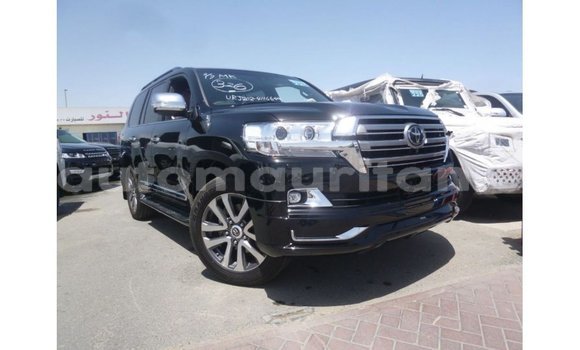 Acheter Import Voiture Toyota Land Cruiser Noir à Import - Dubai, Adrar Acheter Import Voiture Toyota Land Cruiser Noir à Import - Dubai, Adrar