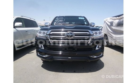 Acheter Import Voiture Toyota Land Cruiser Noir à Import - Dubai, Adrar Acheter Import Voiture Toyota Land Cruiser Noir à Import - Dubai, Adrar