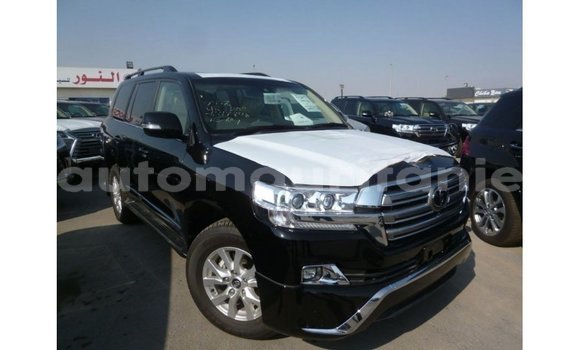 Acheter Import Voiture Toyota Land Cruiser Noir à Import - Dubai, Adrar Acheter Import Voiture Toyota Land Cruiser Noir à Import - Dubai, Adrar