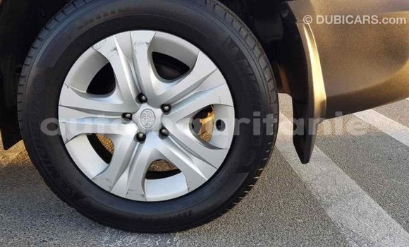 Acheter Import Voiture Toyota RAV4 Rouge à Import - Dubai, Adrar Acheter Import Voiture Toyota RAV4 Rouge à Import - Dubai, Adrar