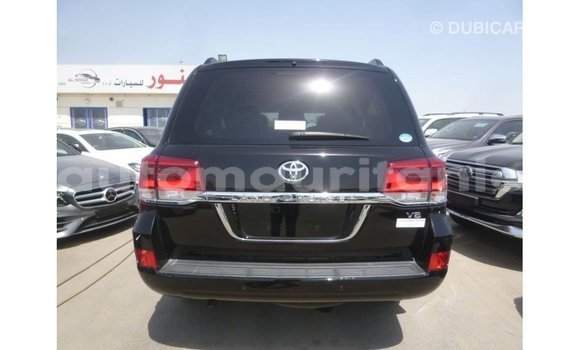 Acheter Import Voiture Toyota Land Cruiser Noir à Import - Dubai, Adrar Acheter Import Voiture Toyota Land Cruiser Noir à Import - Dubai, Adrar