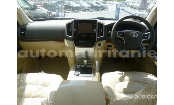 Acheter Import Voiture Toyota Land Cruiser Noir à Import - Dubai, Adrar Acheter Import Voiture Toyota Land Cruiser Noir à Import - Dubai, Adrar