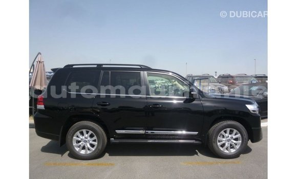 Acheter Import Voiture Toyota Land Cruiser Noir à Import - Dubai, Adrar Acheter Import Voiture Toyota Land Cruiser Noir à Import - Dubai, Adrar
