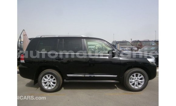 Acheter Import Voiture Toyota Land Cruiser Noir à Import - Dubai, Adrar Acheter Import Voiture Toyota Land Cruiser Noir à Import - Dubai, Adrar