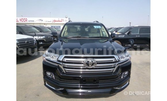 Acheter Import Voiture Toyota Land Cruiser Noir à Import - Dubai, Adrar Acheter Import Voiture Toyota Land Cruiser Noir à Import - Dubai, Adrar