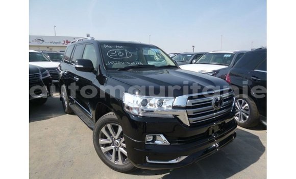 Acheter Import Voiture Toyota Land Cruiser Noir à Import - Dubai, Adrar Acheter Import Voiture Toyota Land Cruiser Noir à Import - Dubai, Adrar