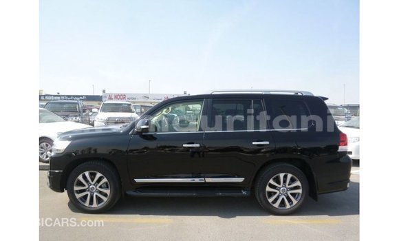 Acheter Import Voiture Toyota Land Cruiser Noir à Import - Dubai, Adrar Acheter Import Voiture Toyota Land Cruiser Noir à Import - Dubai, Adrar