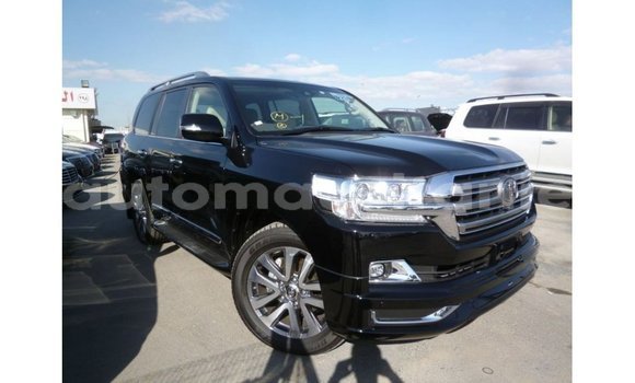Acheter Import Voiture Toyota Land Cruiser Noir à Import - Dubai, Adrar Acheter Import Voiture Toyota Land Cruiser Noir à Import - Dubai, Adrar
