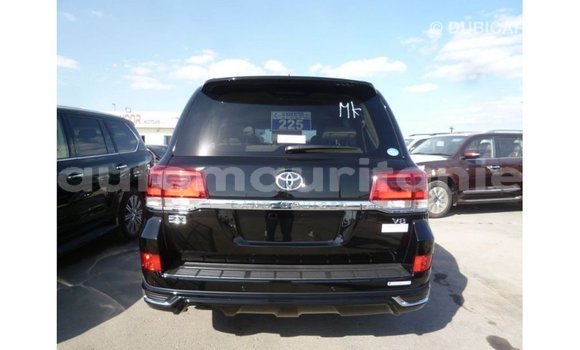 Acheter Import Voiture Toyota Land Cruiser Noir à Import - Dubai, Adrar Acheter Import Voiture Toyota Land Cruiser Noir à Import - Dubai, Adrar