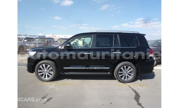 Acheter Import Voiture Toyota Land Cruiser Noir à Import - Dubai, Adrar Acheter Import Voiture Toyota Land Cruiser Noir à Import - Dubai, Adrar