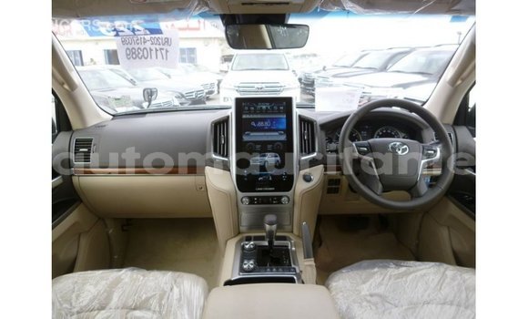Acheter Import Voiture Toyota Land Cruiser Noir à Import - Dubai, Adrar Acheter Import Voiture Toyota Land Cruiser Noir à Import - Dubai, Adrar
