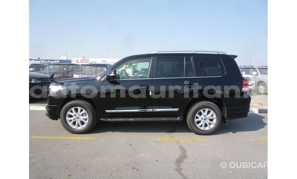 Acheter Import Voiture Toyota Land Cruiser Noir à Import - Dubai, Adrar Acheter Import Voiture Toyota Land Cruiser Noir à Import - Dubai, Adrar