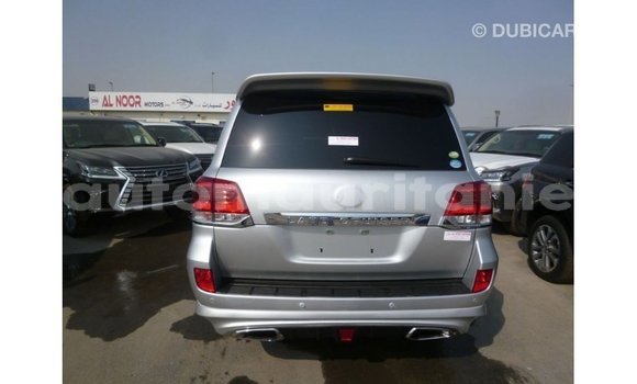 Acheter Import Voiture Toyota Land Cruiser Autre à Import - Dubai, Adrar Acheter Import Voiture Toyota Land Cruiser Autre à Import - Dubai, Adrar