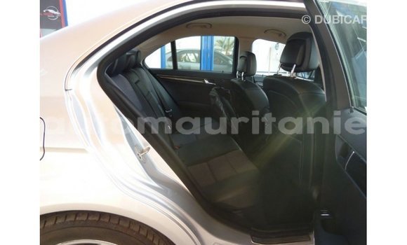 Acheter Import Voiture Mercedes-Benz 200 Autre à Import - Dubai, Adrar Acheter Import Voiture Mercedes-Benz 200 Autre à Import - Dubai, Adrar