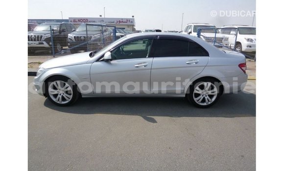 Acheter Import Voiture Mercedes-Benz 200 Autre à Import - Dubai, Adrar Acheter Import Voiture Mercedes-Benz 200 Autre à Import - Dubai, Adrar