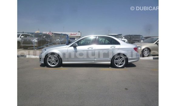 Acheter Import Voiture Mercedes-Benz 200 Autre à Import - Dubai, Adrar Acheter Import Voiture Mercedes-Benz 200 Autre à Import - Dubai, Adrar