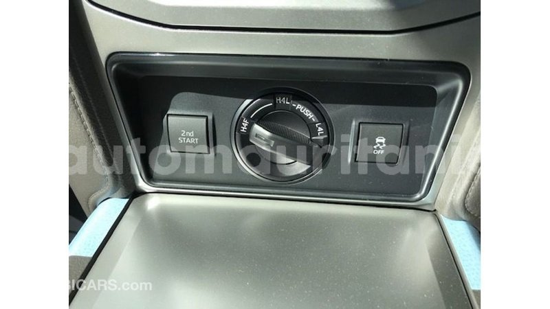 Big with watermark toyota prado adrar import dubai 2662