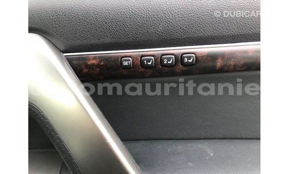 Acheter Import Voiture Toyota Land Cruiser Blanc à Import - Dubai, Adrar Acheter Import Voiture Toyota Land Cruiser Blanc à Import - Dubai, Adrar