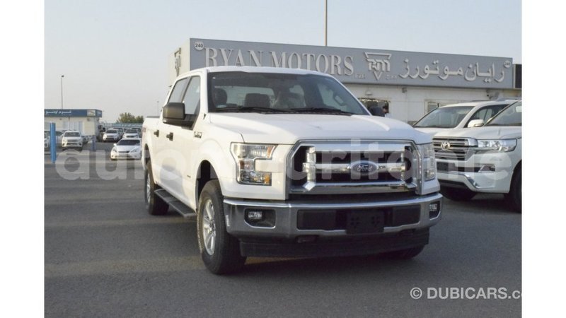 Big with watermark ford club wagon adrar import dubai 2673