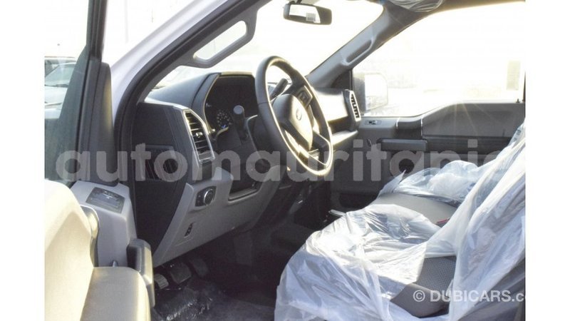 Big with watermark ford club wagon adrar import dubai 2673