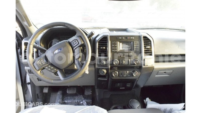 Big with watermark ford club wagon adrar import dubai 2673