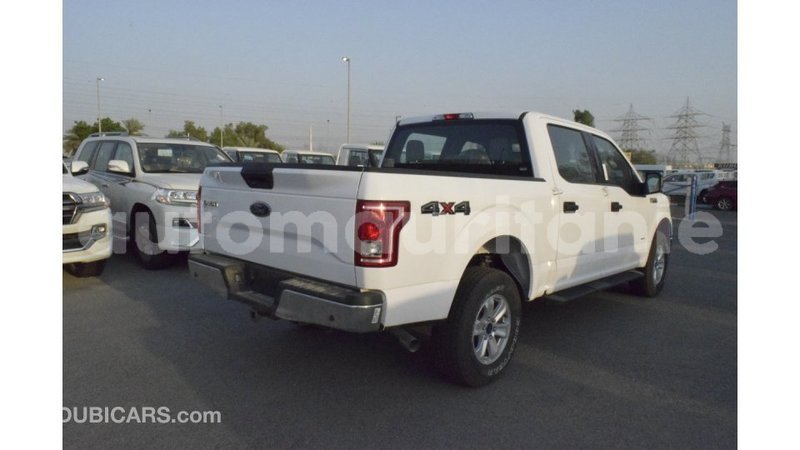 Big with watermark ford club wagon adrar import dubai 2673