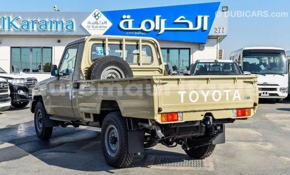 Acheter Import Voiture Toyota Land Cruiser Beige à Import - Dubai, Adrar Acheter Import Voiture Toyota Land Cruiser Beige à Import - Dubai, Adrar