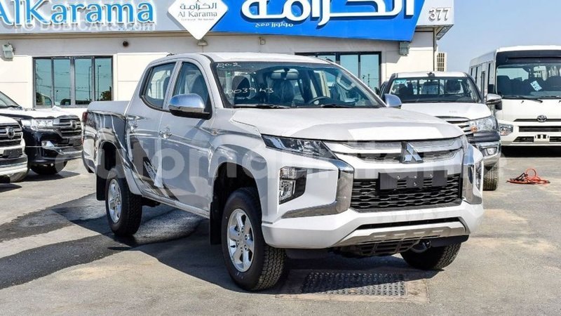 Big with watermark mitsubishi l200 adrar import dubai 2682
