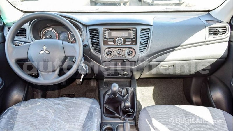 Big with watermark mitsubishi l200 adrar import dubai 2682