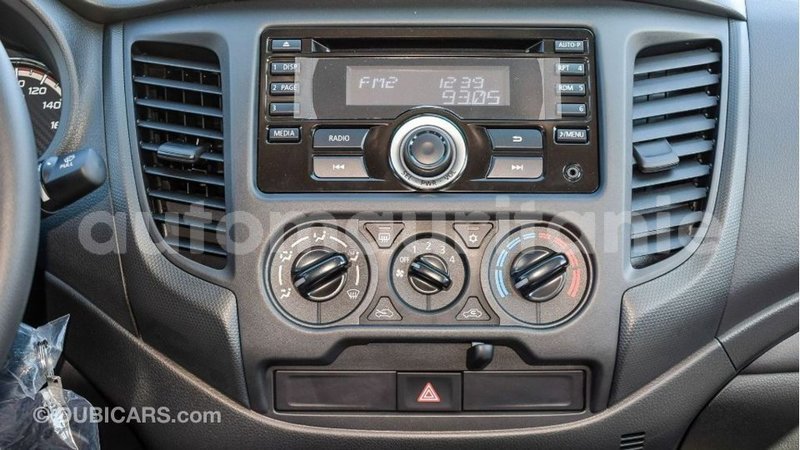 Big with watermark mitsubishi l200 adrar import dubai 2682