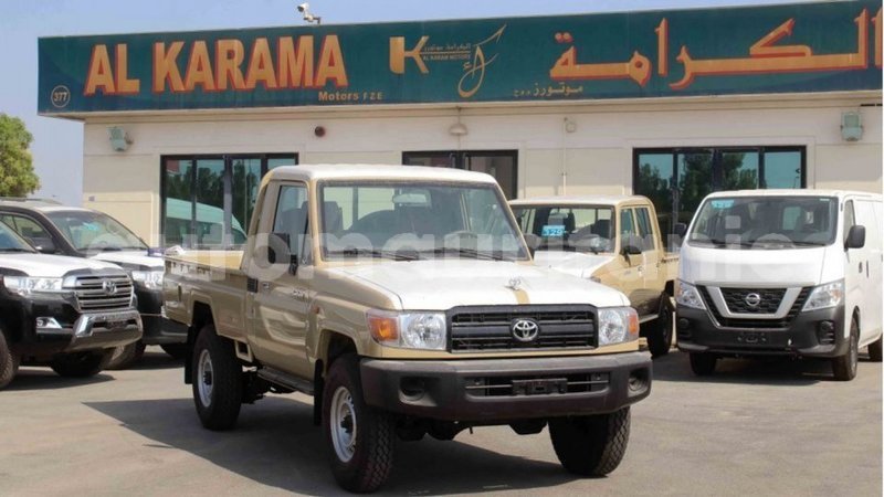 Big with watermark toyota land cruiser adrar import dubai 2683