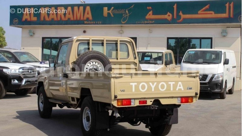 Big with watermark toyota land cruiser adrar import dubai 2683
