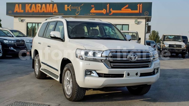 Big with watermark toyota land cruiser adrar import dubai 2685