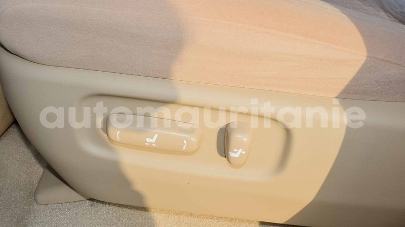 Big with watermark toyota land cruiser adrar import dubai 2685